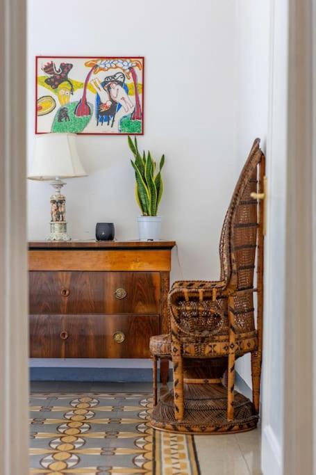 Academia Of Davide Spacious Apartment Флоренция Екстериор снимка