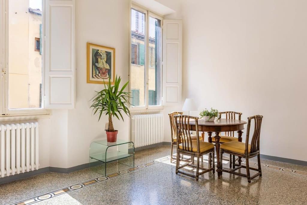 Academia Of Davide Spacious Apartment Флоренция Екстериор снимка
